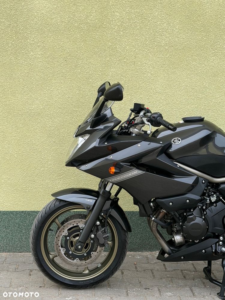 Yamaha XJ - 26