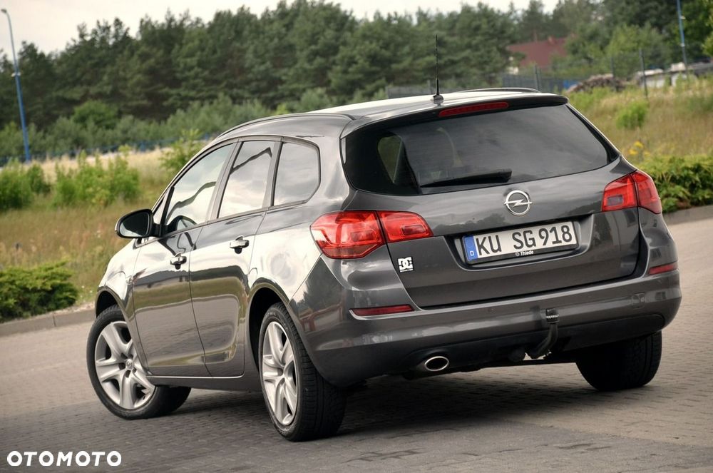 Opel Astra - 10