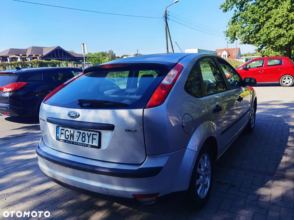 Ford Focus 1.6 TDCi Ambiente - 3