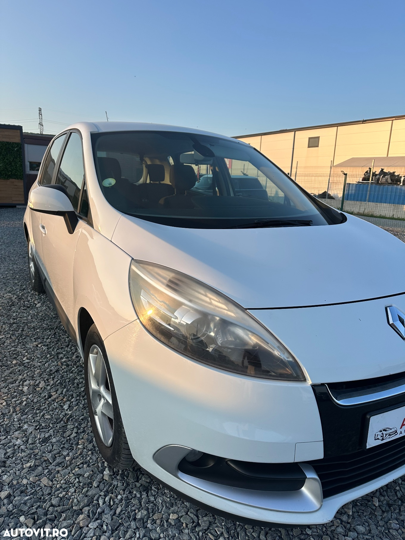 Renault Scenic - 4