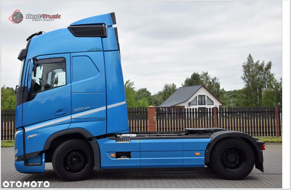 Volvo FH500 | BOGATE WYPOSAŻENIE  |  I-SAVE |  STANDARD |  ZBIORNIKI 1260 L |  FULL LED  |  I-PARK COOL - 8