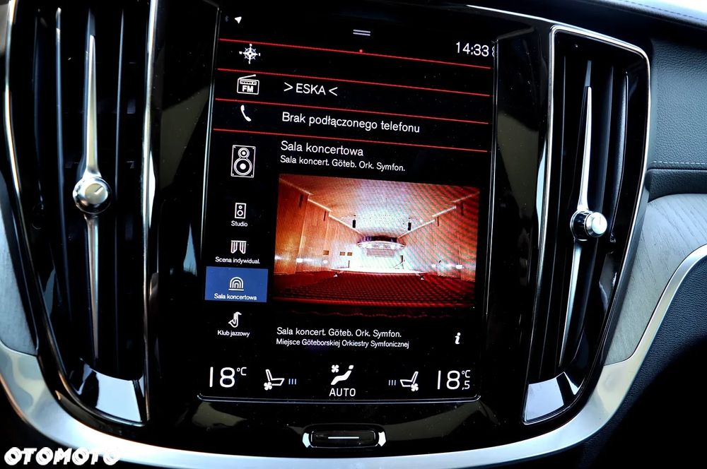 Volvo V60 Cross Country B4 D AWD Geartronic - 38