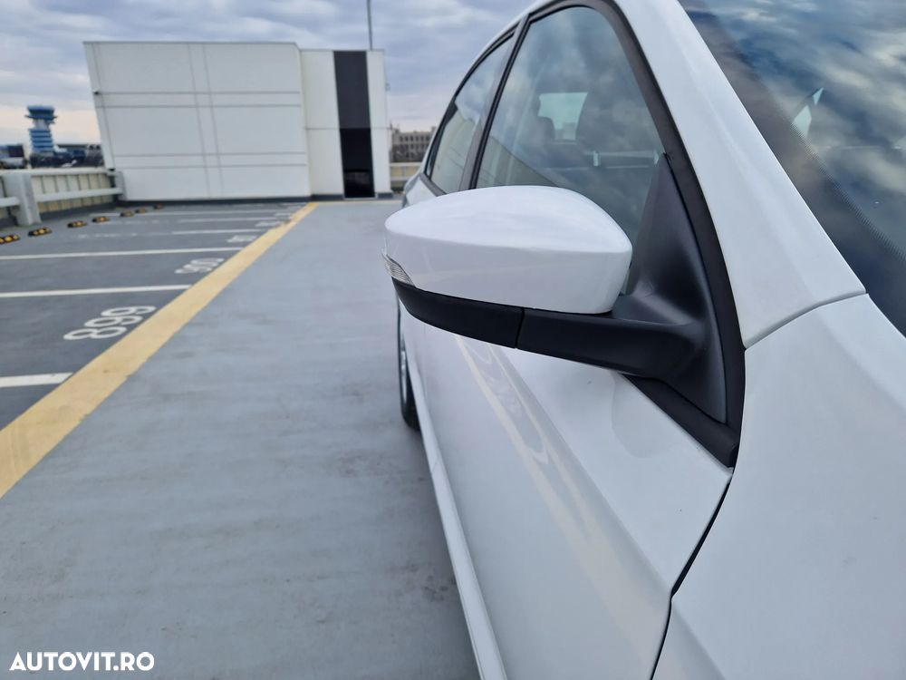 Skoda RAPID 1.0 TSI Active - 15