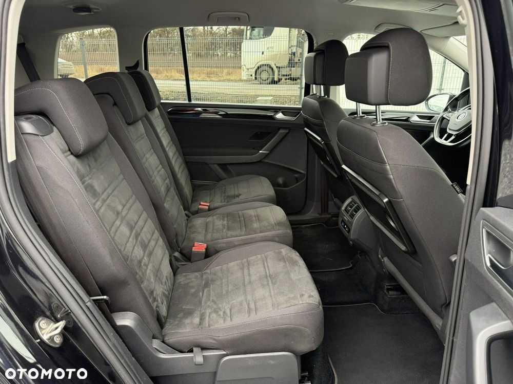 Volkswagen Touran 1.6 TDI BMT Comfortline - 13