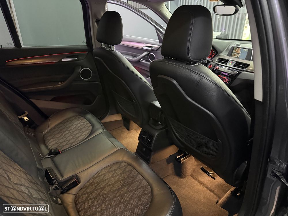 BMW X1 16 d sDrive Line xLine - 28