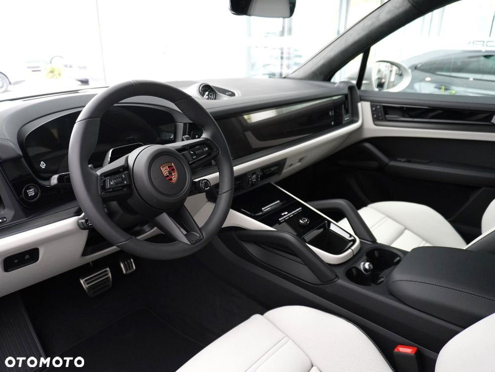 Porsche Cayenne GTS - 30