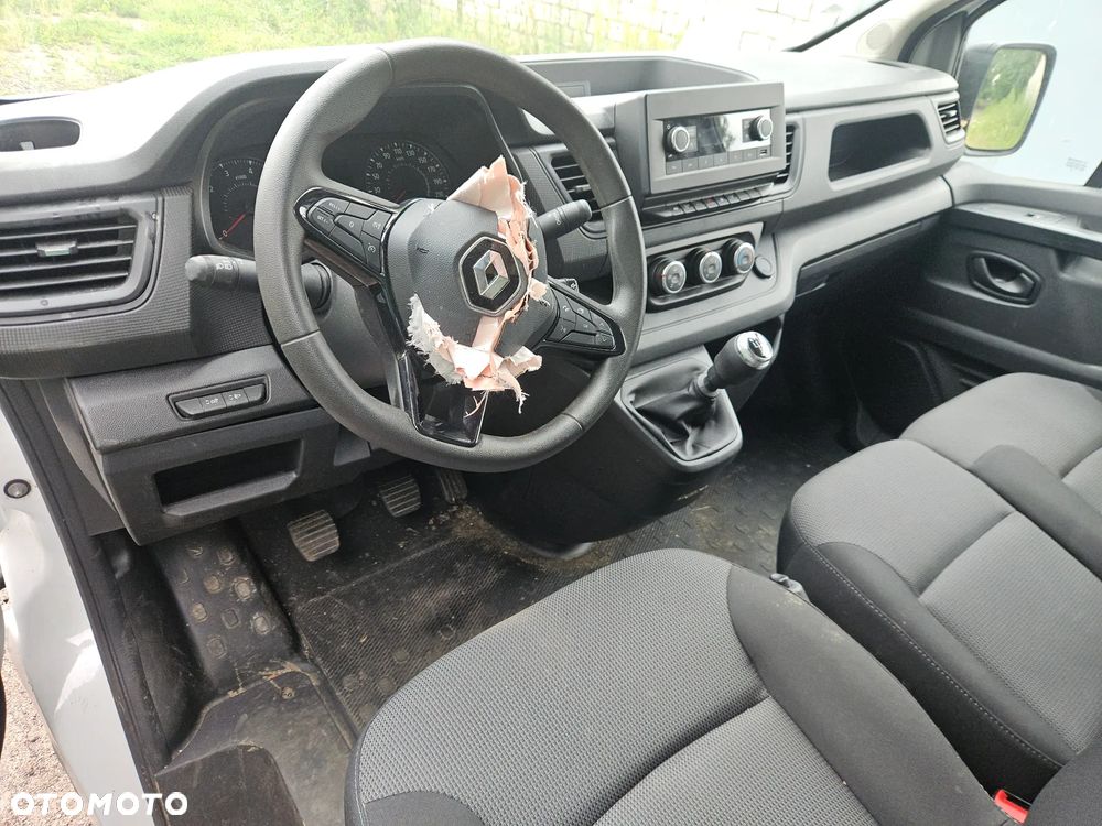 Renault Trafic - 9