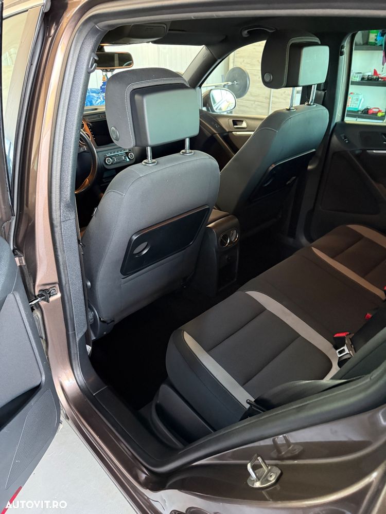 Volkswagen Tiguan 2.0 TDI 4Motion DSG Track & Field - 9