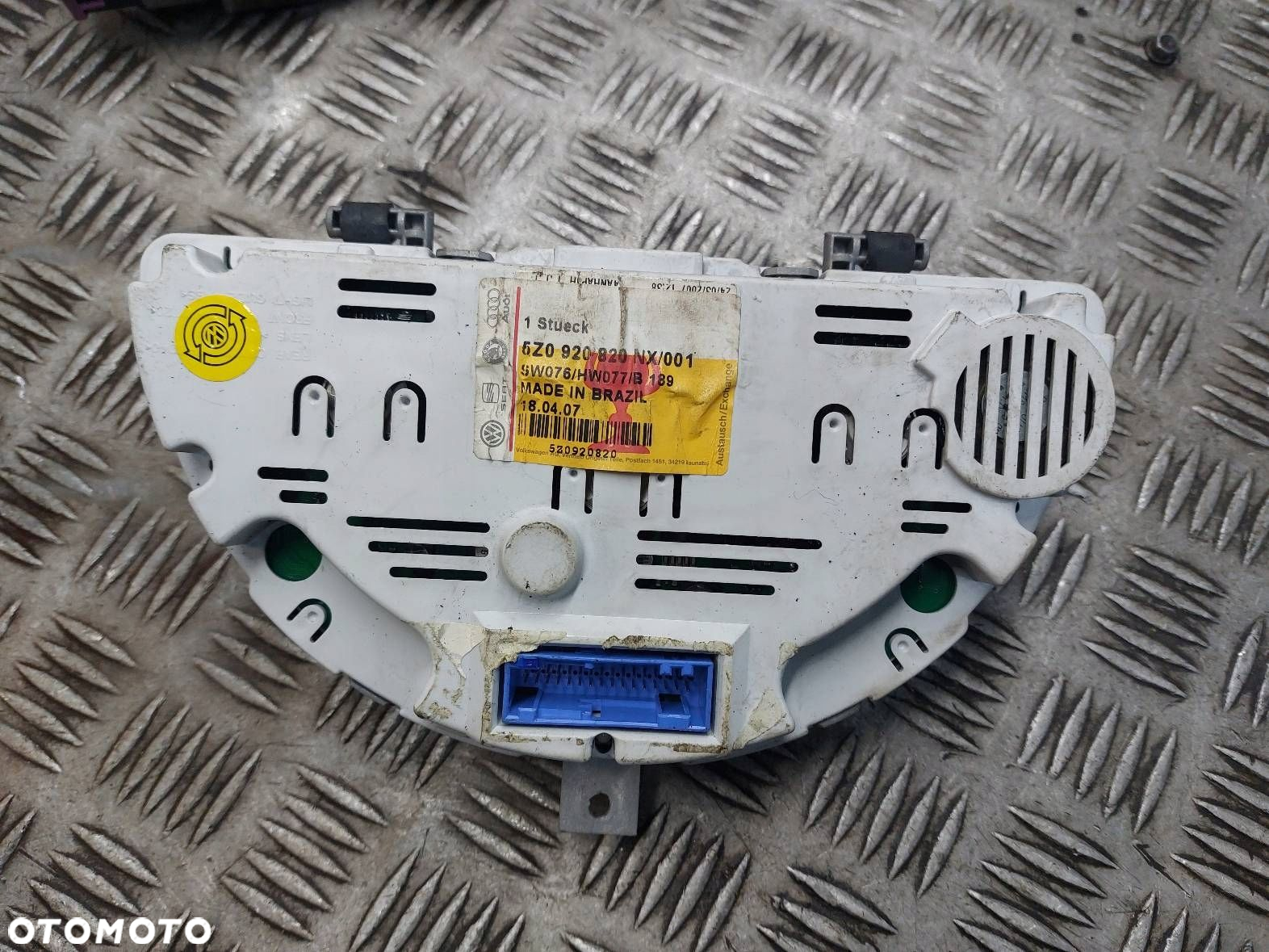 ZESTAW STARTOWY VOLKSWAGEN FOX I 03D906033H 6Q1937049D 5Z0920820NX - 5