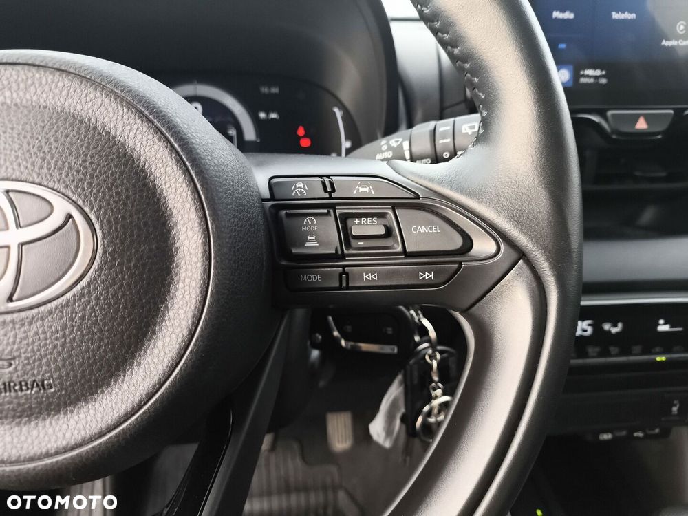 Toyota Yaris Hybrid 1.5 Style - 18