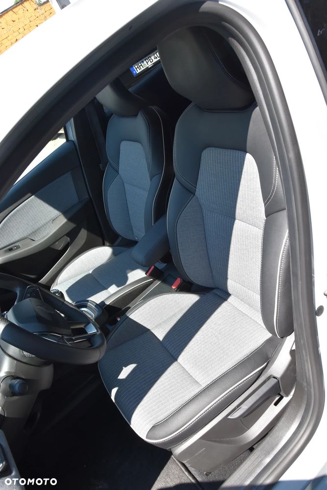 Renault Clio TCe 90 EVOLUTION - 18