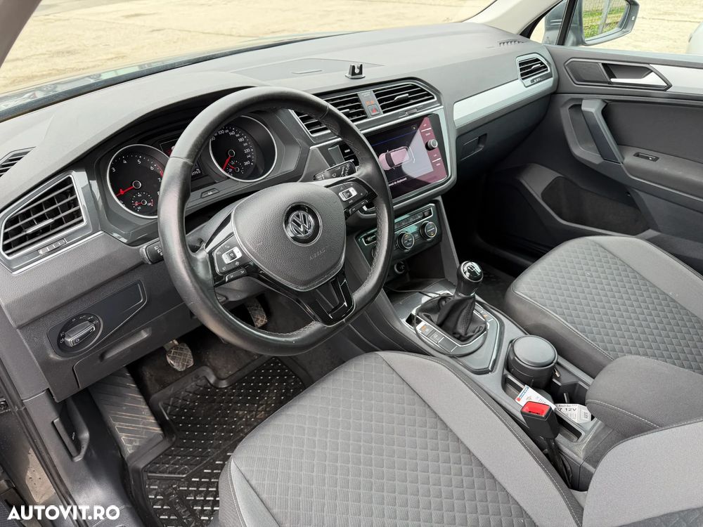 Volkswagen Tiguan 1.5 TSI ACT Comfortline - 11