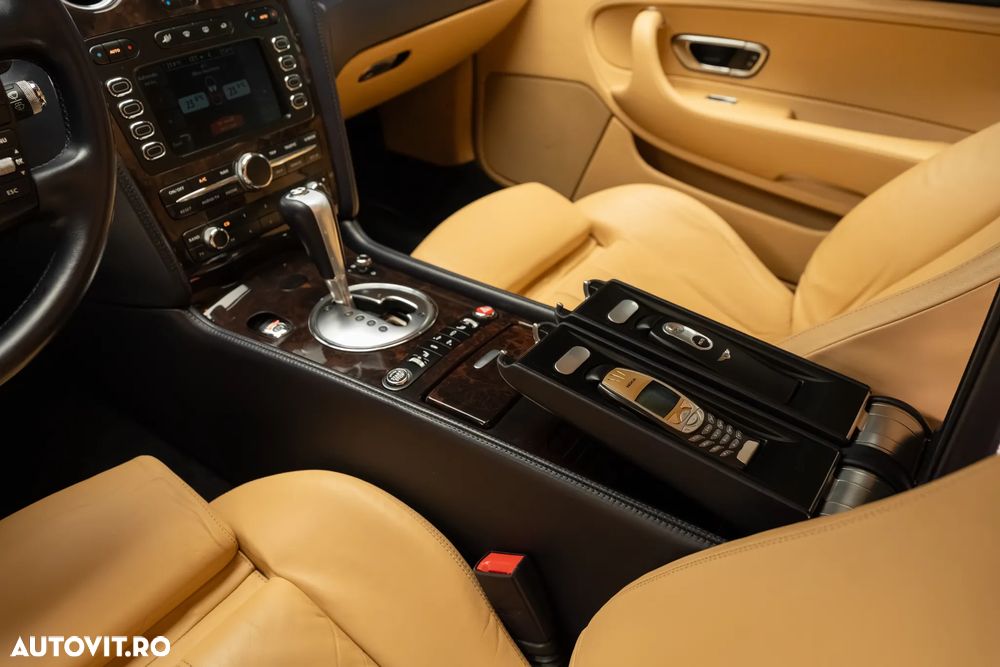 Bentley Continental Standard - 24
