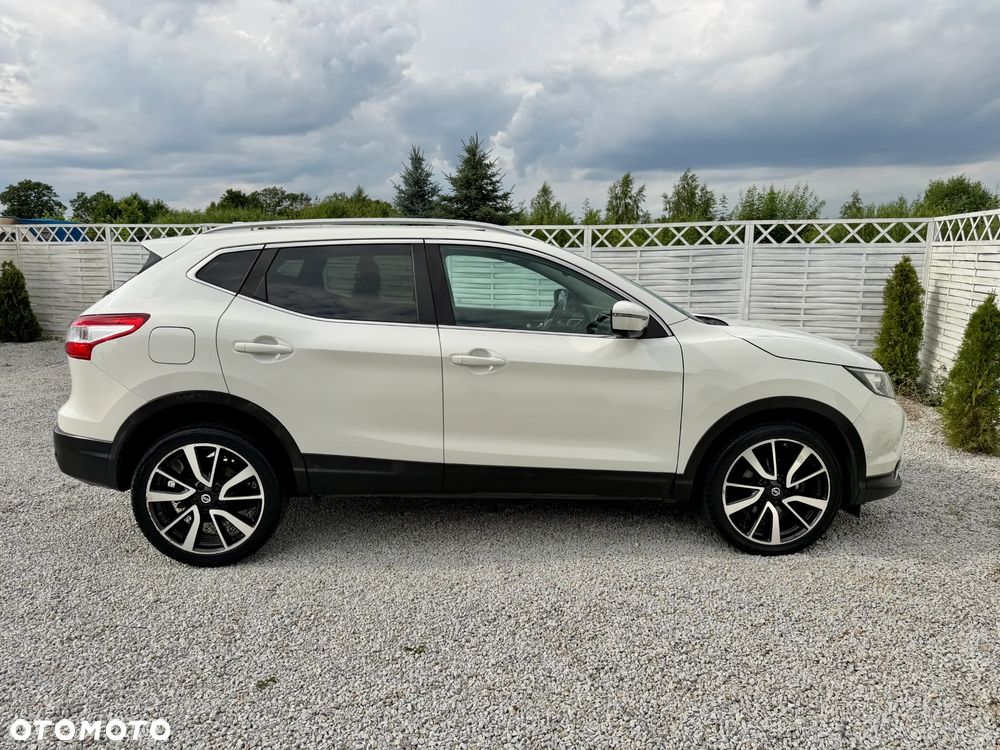 Nissan Qashqai 1.2 DIG-T Tekna Xtronic - 28