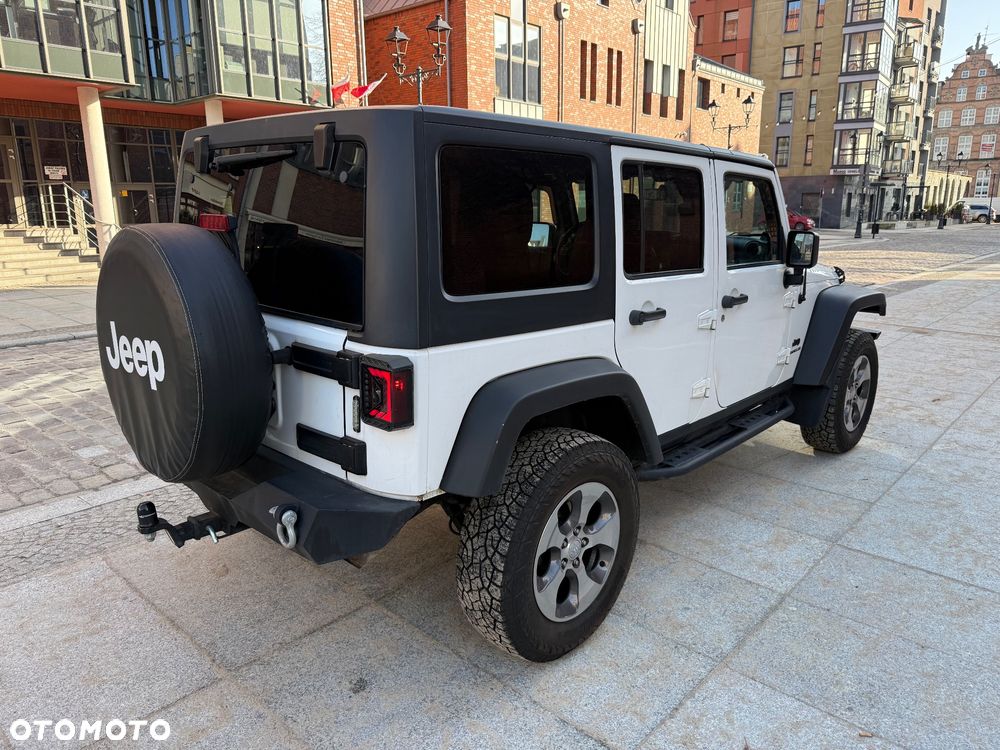 Jeep Wrangler 3.6 Unlim Moab - 36