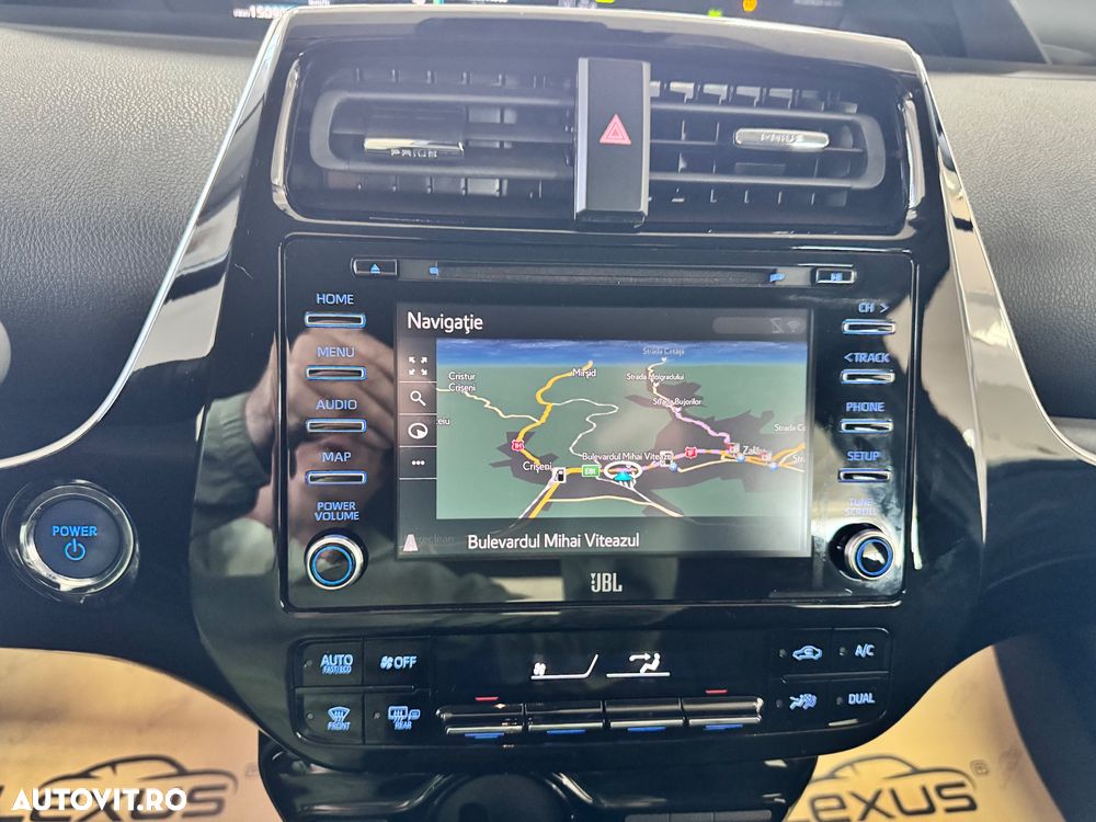 Toyota Prius 1.8 Dual VVT-i Terra - 8