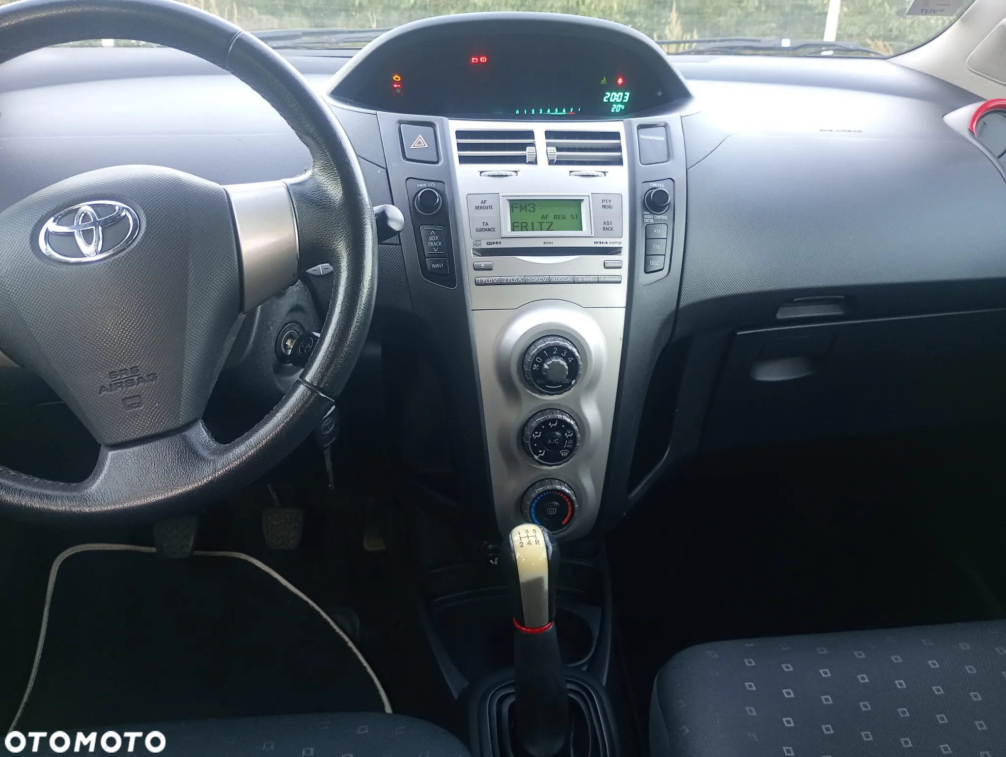 Toyota Yaris - 9