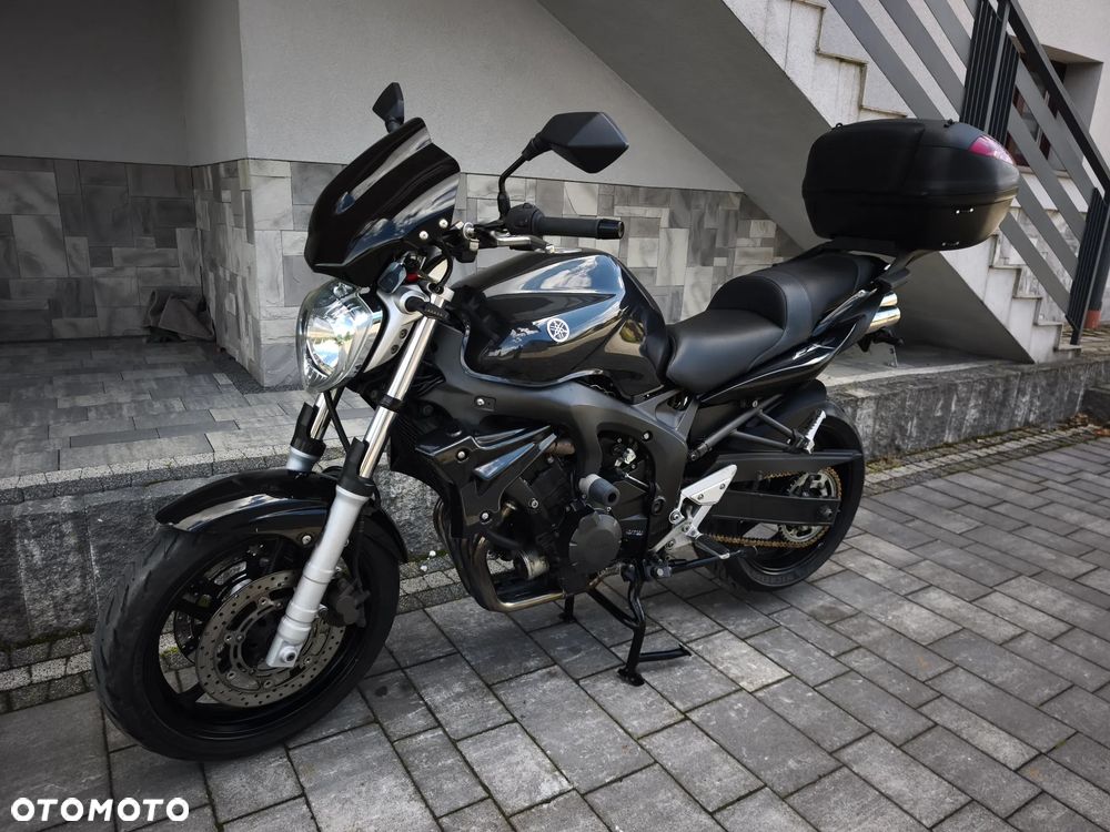 Yamaha FZ6 - 4