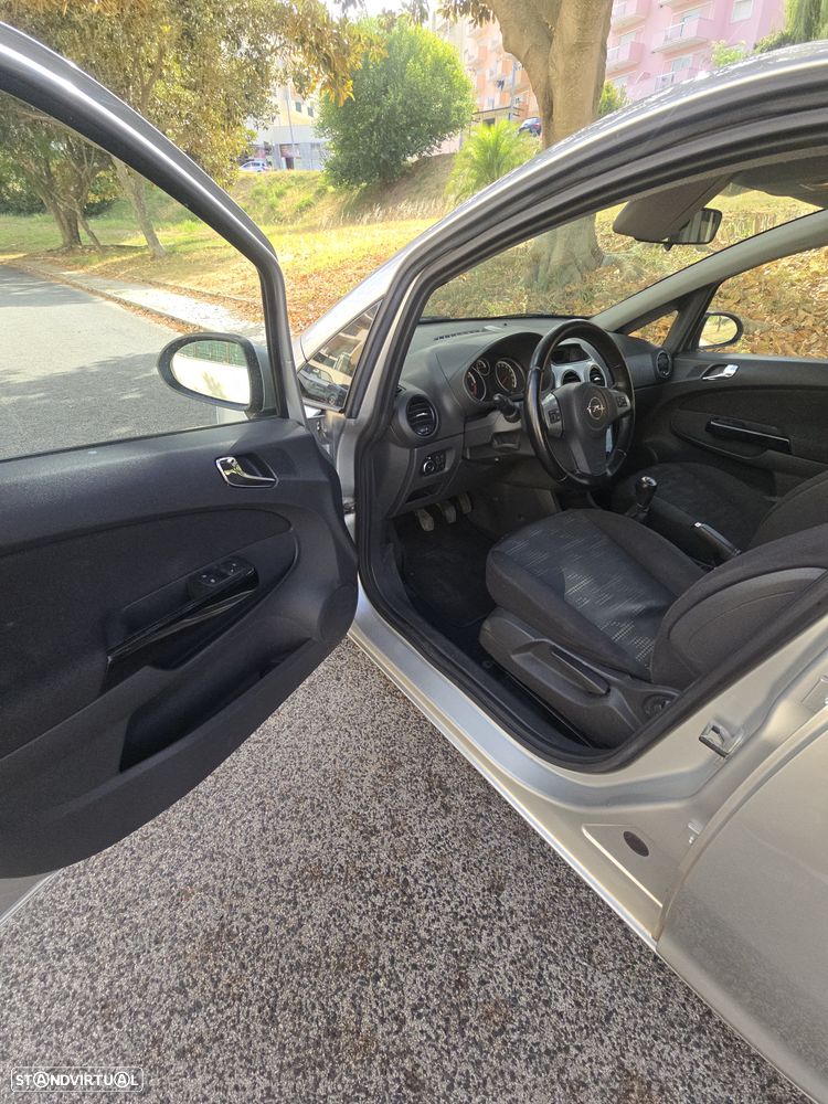 Opel Corsa 1.3 CDTI Enjoy EcoFLEX - 15