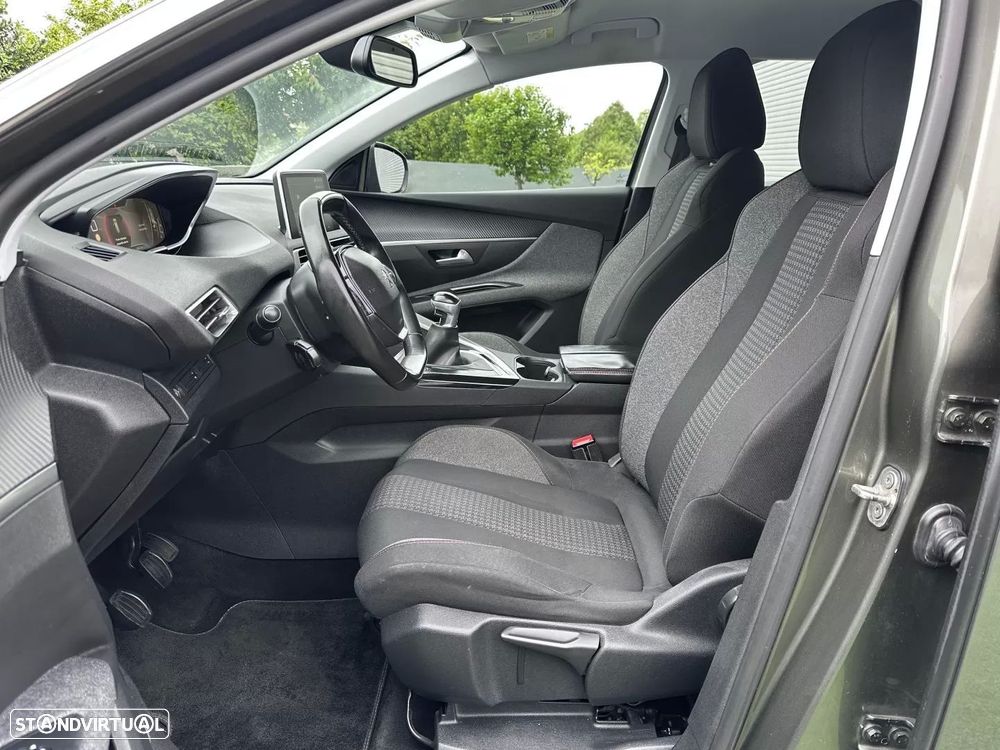 Peugeot 5008 1.2 PureTech Allure Pack - 39