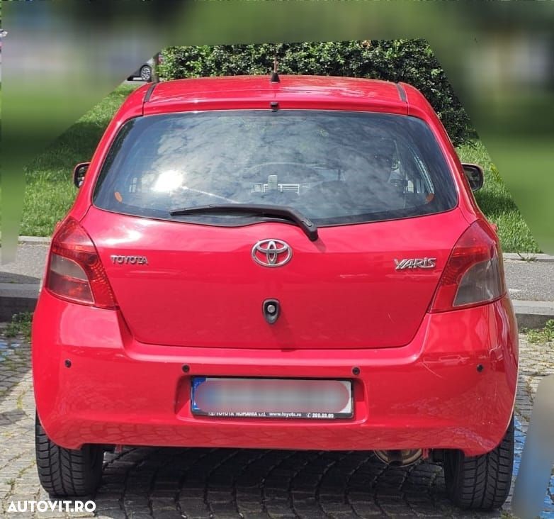 Toyota Yaris 1.3 Luna - 4