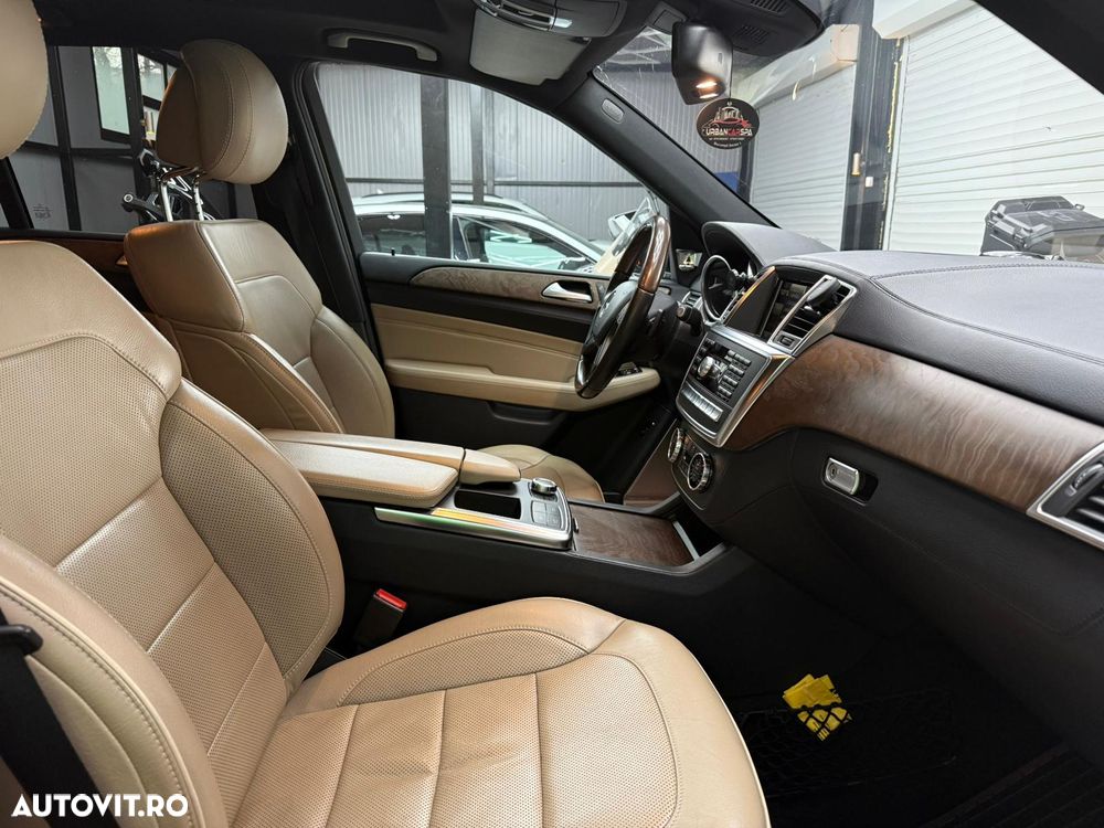 Mercedes-Benz ML 350 BlueTEC 4MATIC 7G-TRONIC - 34