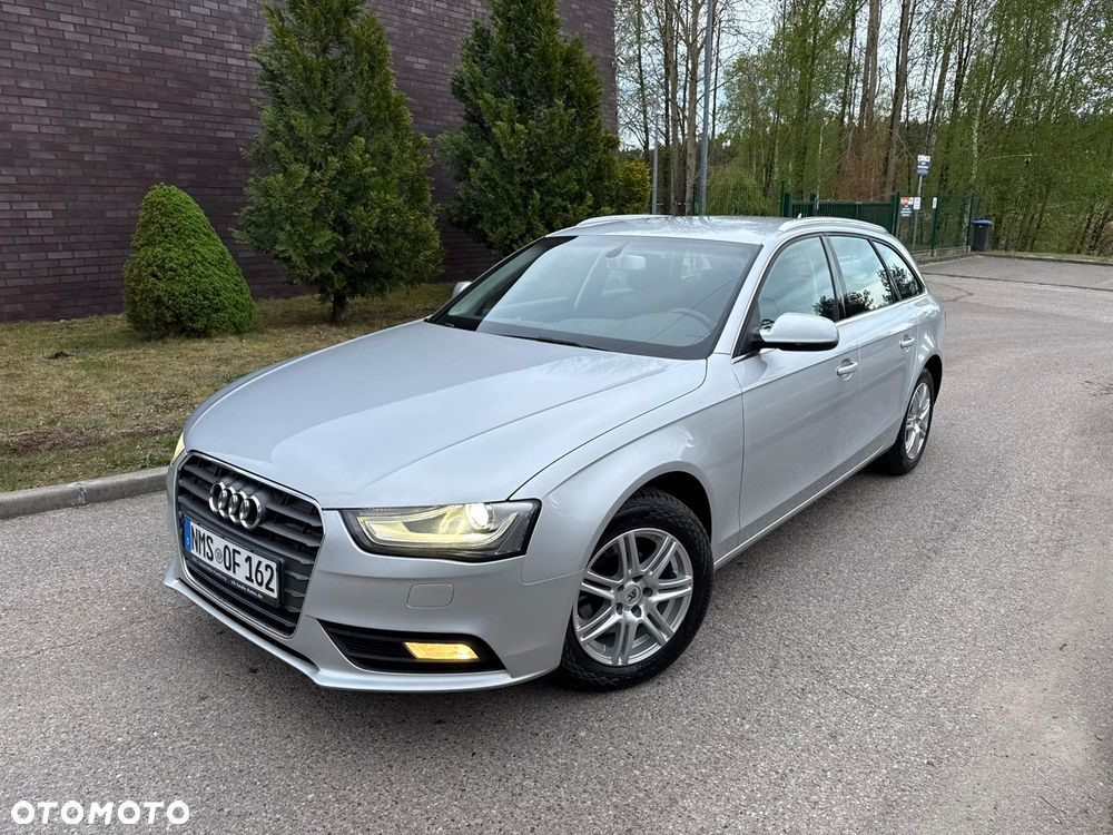 Audi A4 Avant 2.0 TDI DPF Ambiente - 2