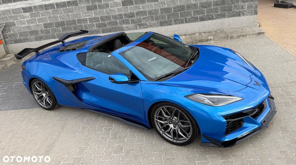 Chevrolet Corvette - 6