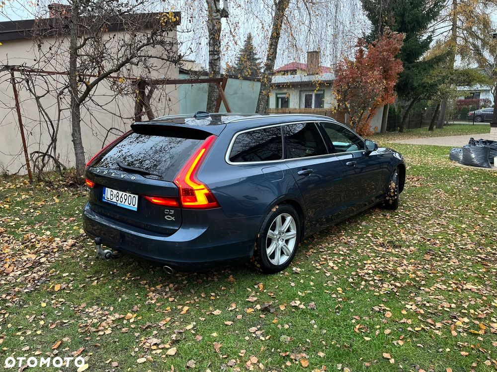 Volvo V90 D3 Momentum Pro - 5