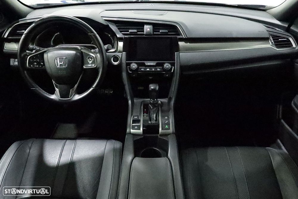 Honda Civic 1.0 i-VTEC Executive Premium CVT - 8