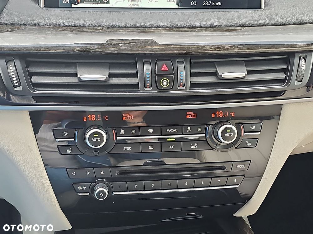 BMW X5 xDrive25d - 22