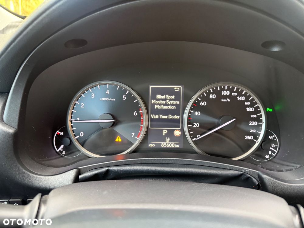 Lexus NX 300 F Impression AWD - 38