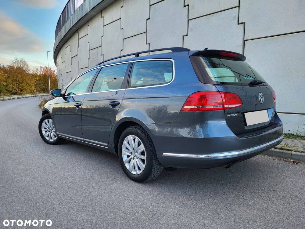 Volkswagen Passat - 6
