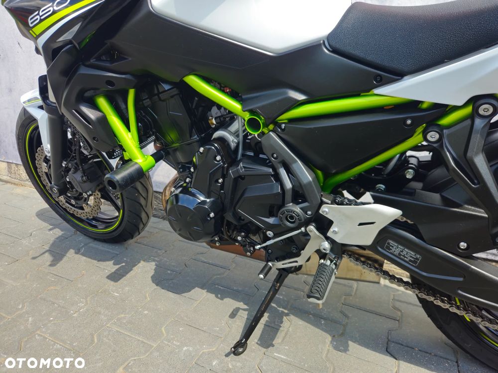 Kawasaki Z 650 - 16