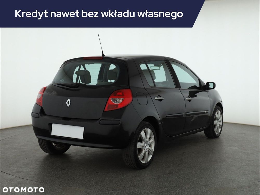 Renault Clio - 7