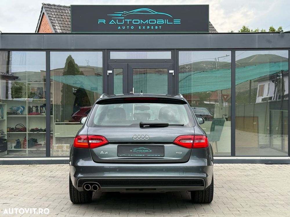 Audi A4 Avant 2.0 TDI DPF multitronic S line Sportpaket - 8