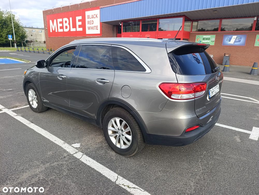 Kia Sorento - 2