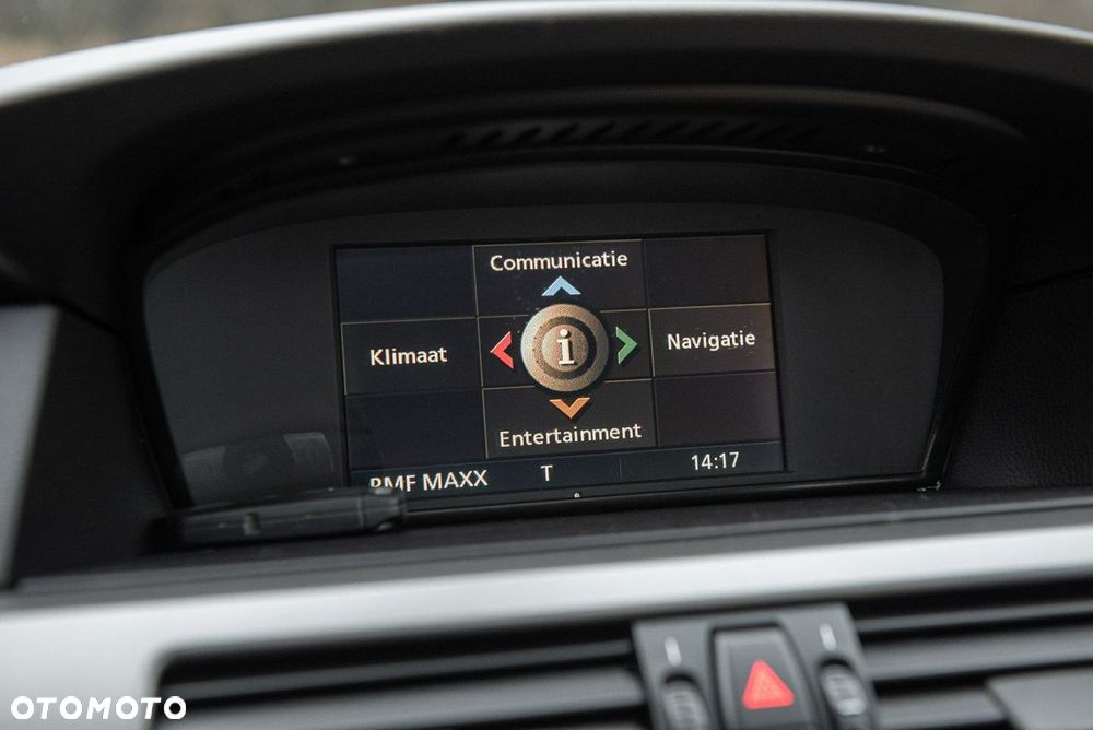 BMW Seria 5 520d Special Edition - 21