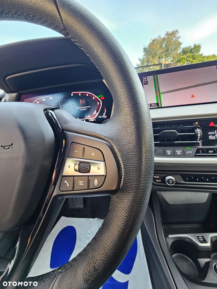 BMW Seria 1 116d - 19