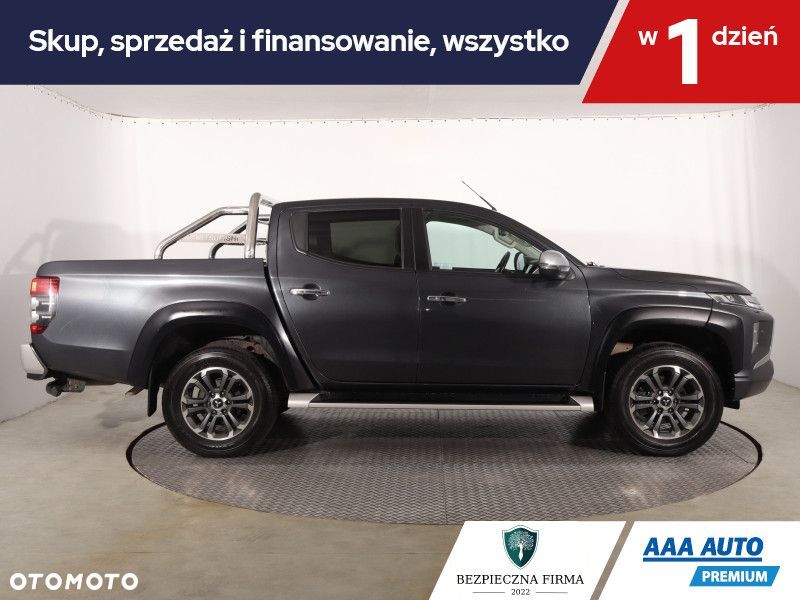 Mitsubishi L200 - 8