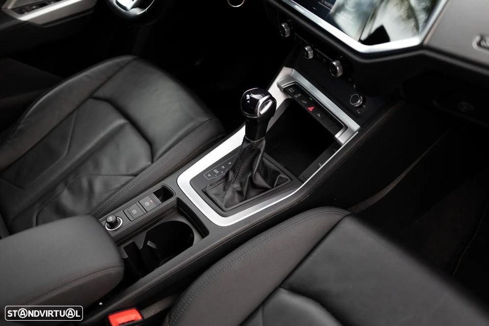 Audi Q3 45 TFSIe S tronic - 30