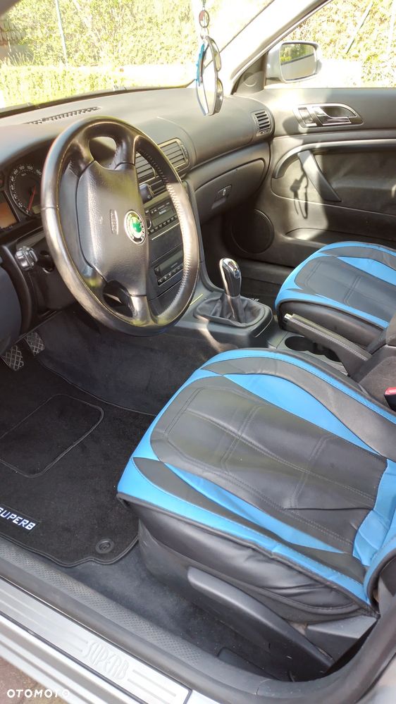 Skoda Superb 2.8 V6 Classic - 7