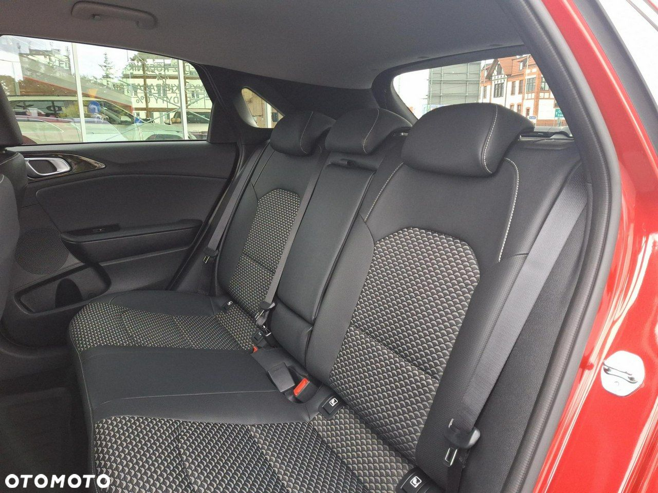 Kia Ceed 1.5 T-GDI Tribute DCT - 16