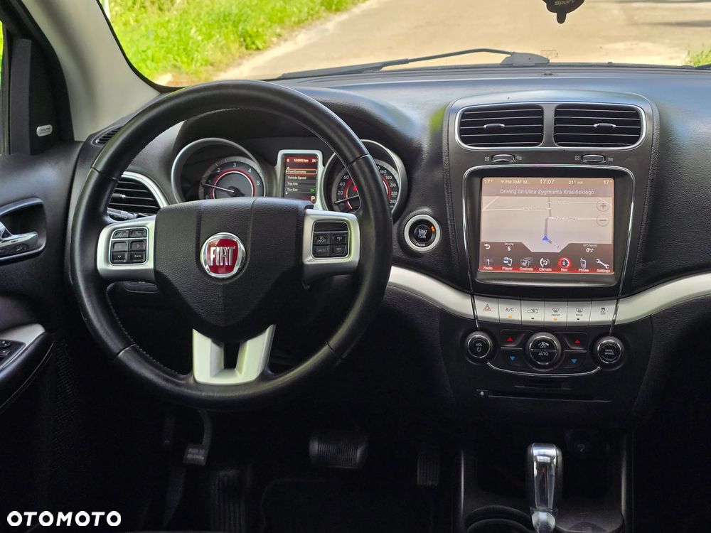Fiat Freemont 2.0 Multijet 16V DPF Automatik Allrad Black Code - 28