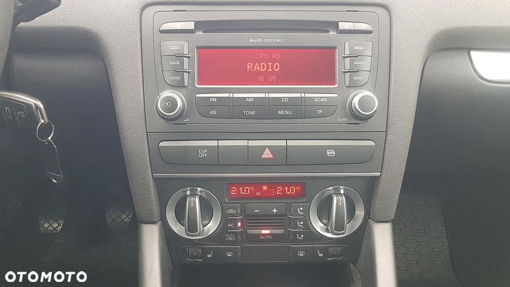 Audi A3 3-drzwiowe 1.4 TFSI Ambition - 28