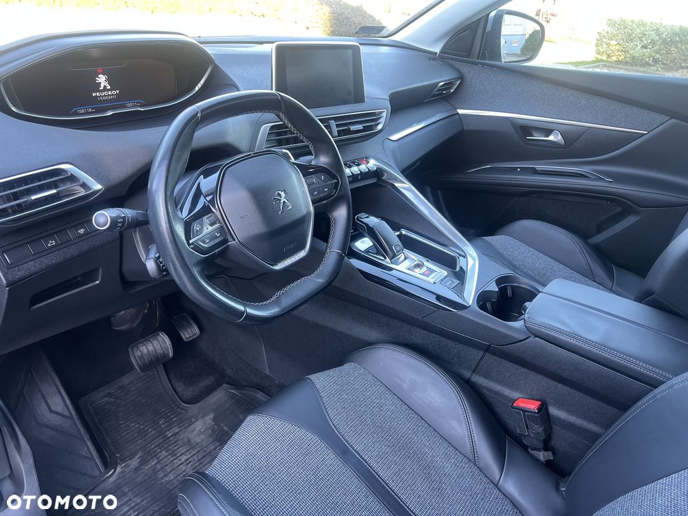 Peugeot 5008 1.6 BlueHDI Allure S&S EAT6 - 9