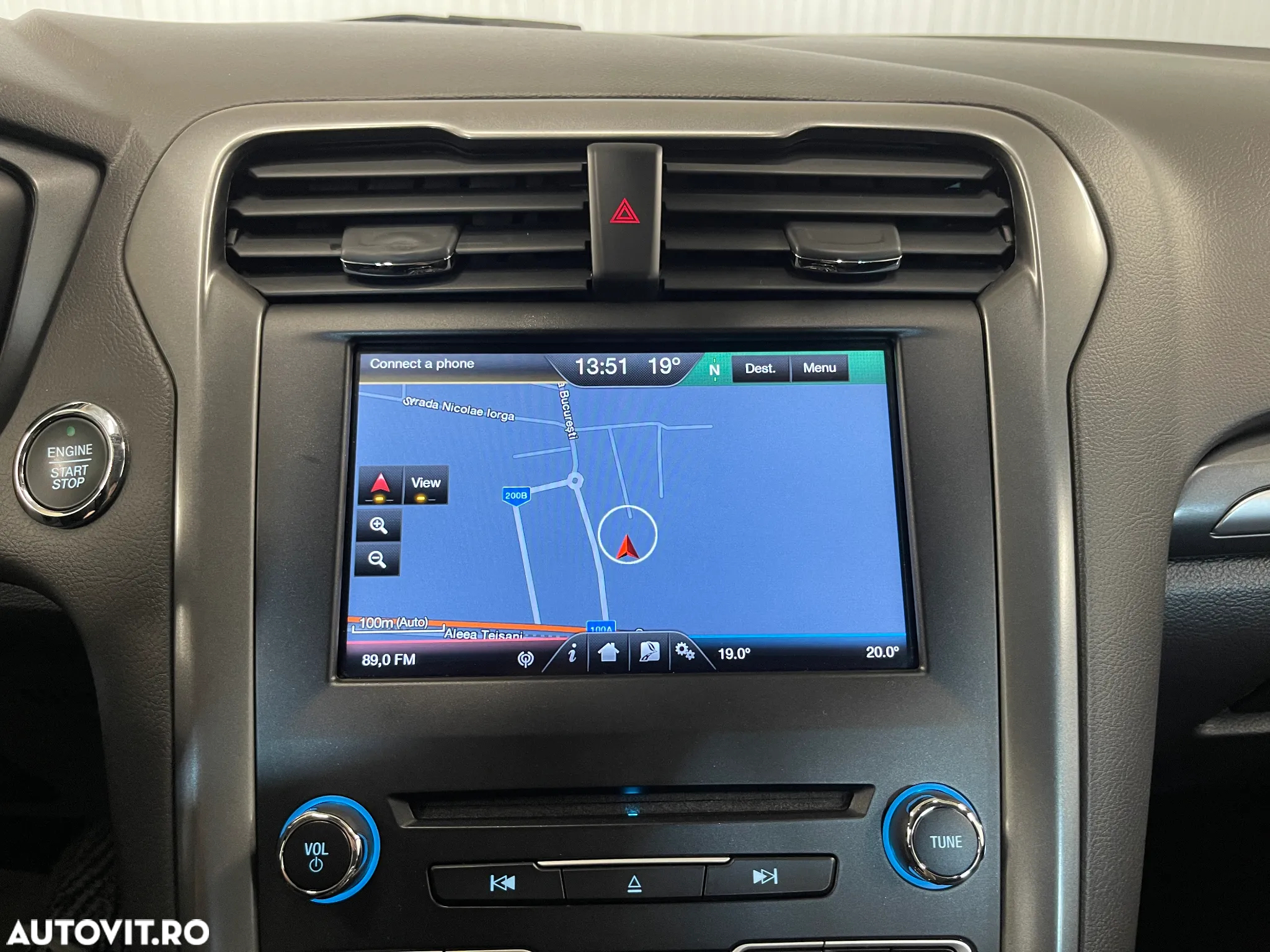 Ford Mondeo Vignale 2.0 Hybrid - 13