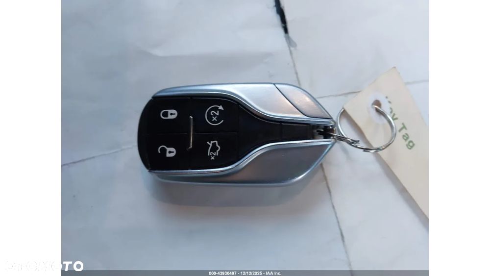 Maserati Levante - 12