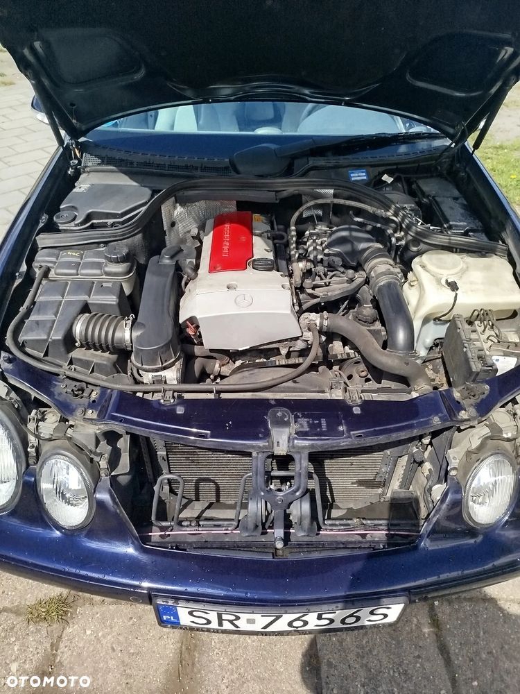 Mercedes-Benz CLK - 10