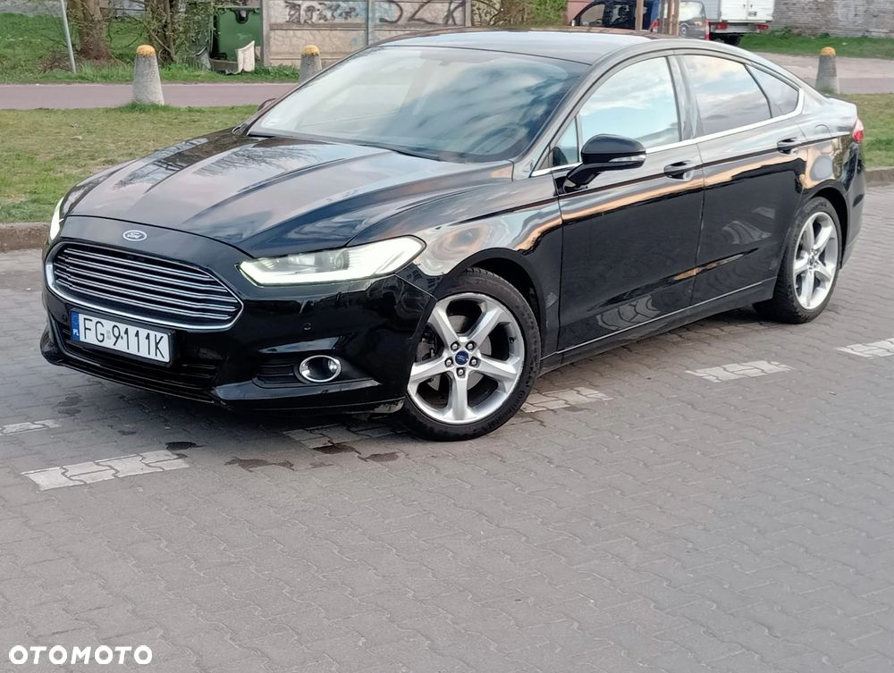 Ford Fusion - 2